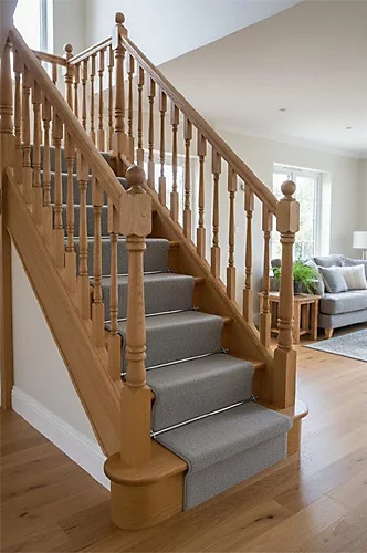 Heritage Georgian Turned Oak Staircase